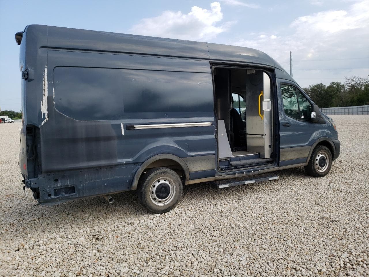 2020 Ford Transit T-250 - foto 3
