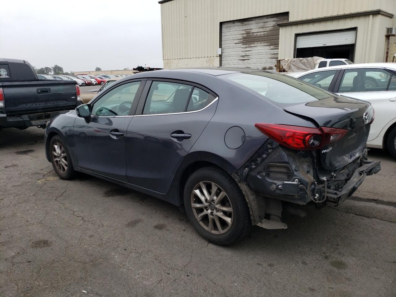 2016 Mazda 3 Sport - foto 2