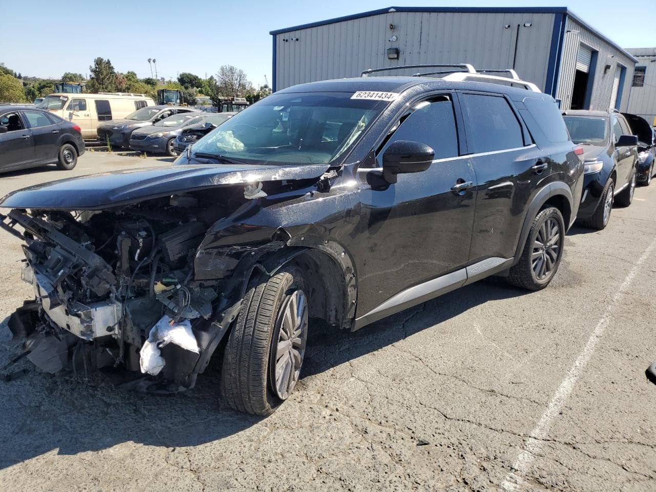 2023 Nissan Pathfinder Sl
