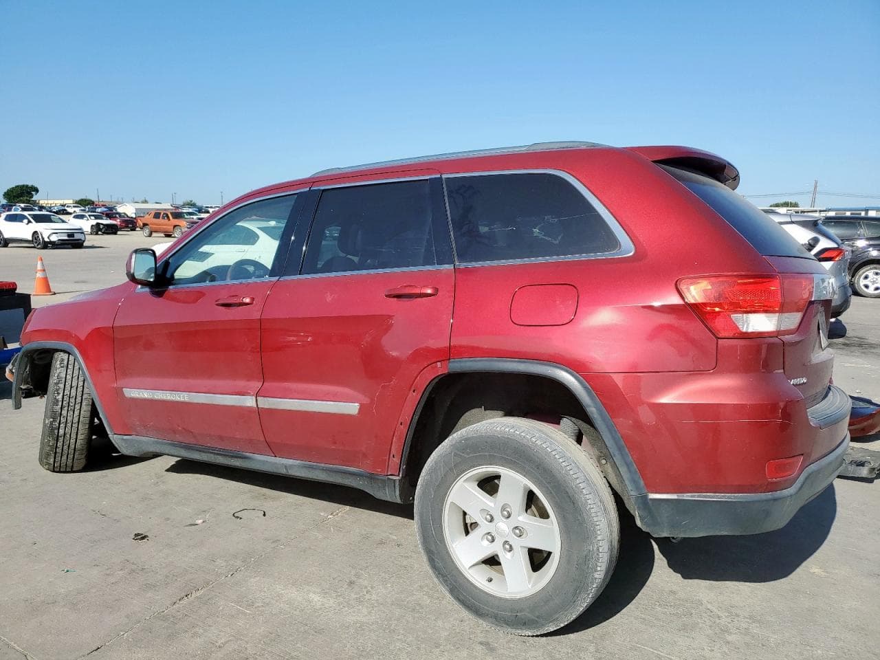 2013 Jeep Grand Cherokee Laredo - foto 2