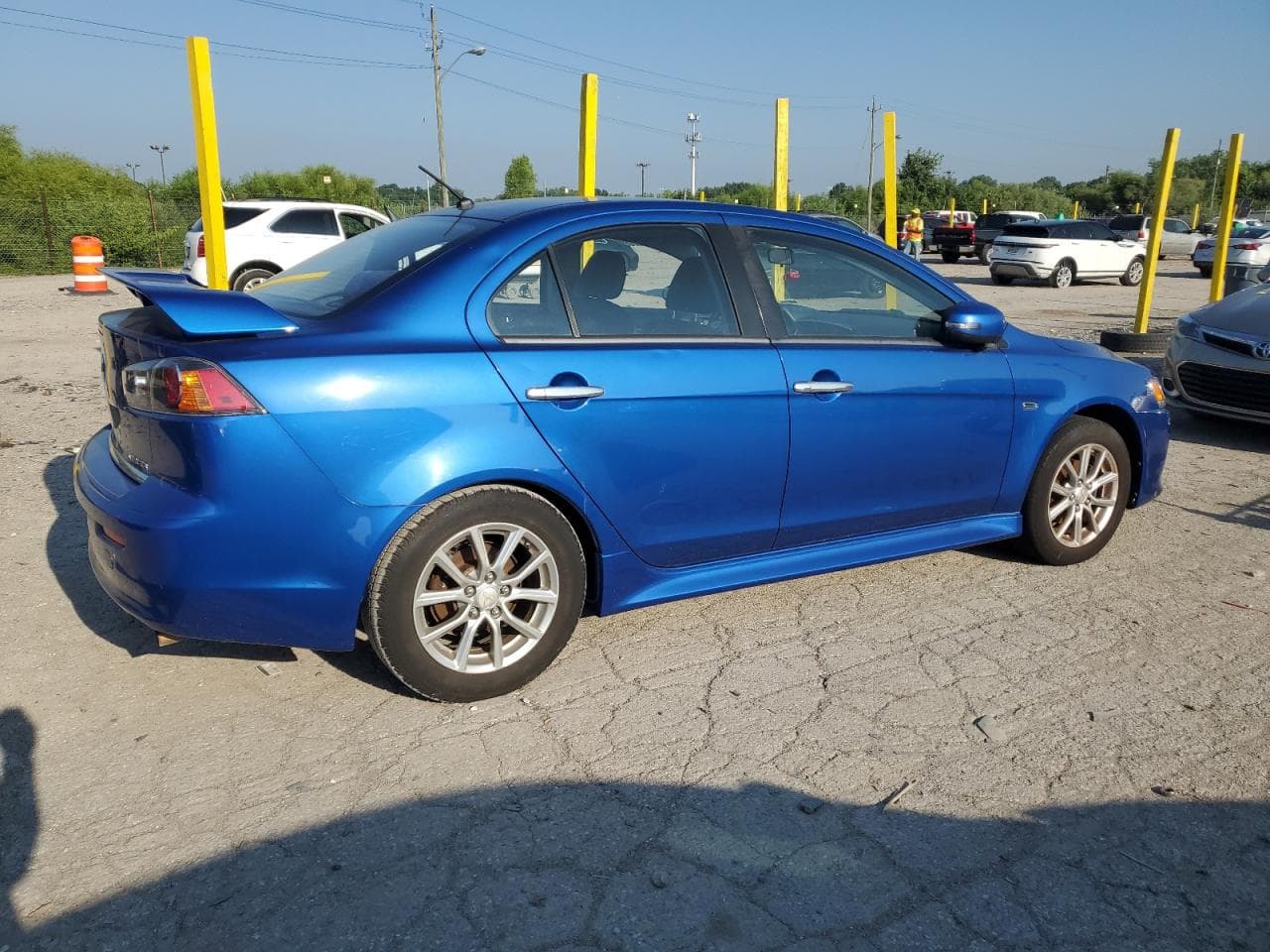2016 Mitsubishi Lancer Es - foto 3