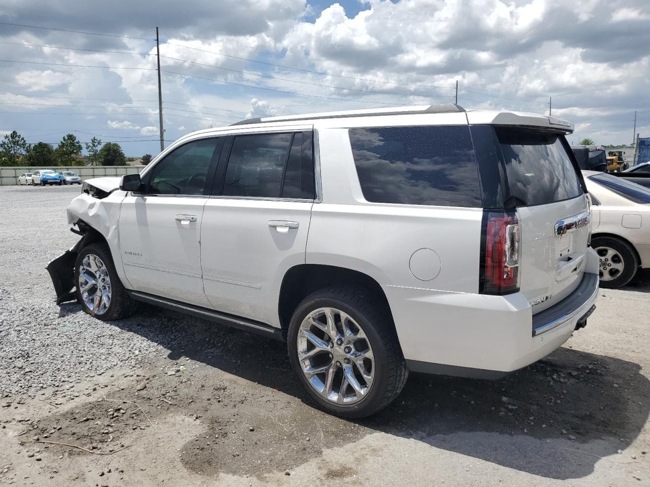 2020 GMC Yukon Denali - foto 2