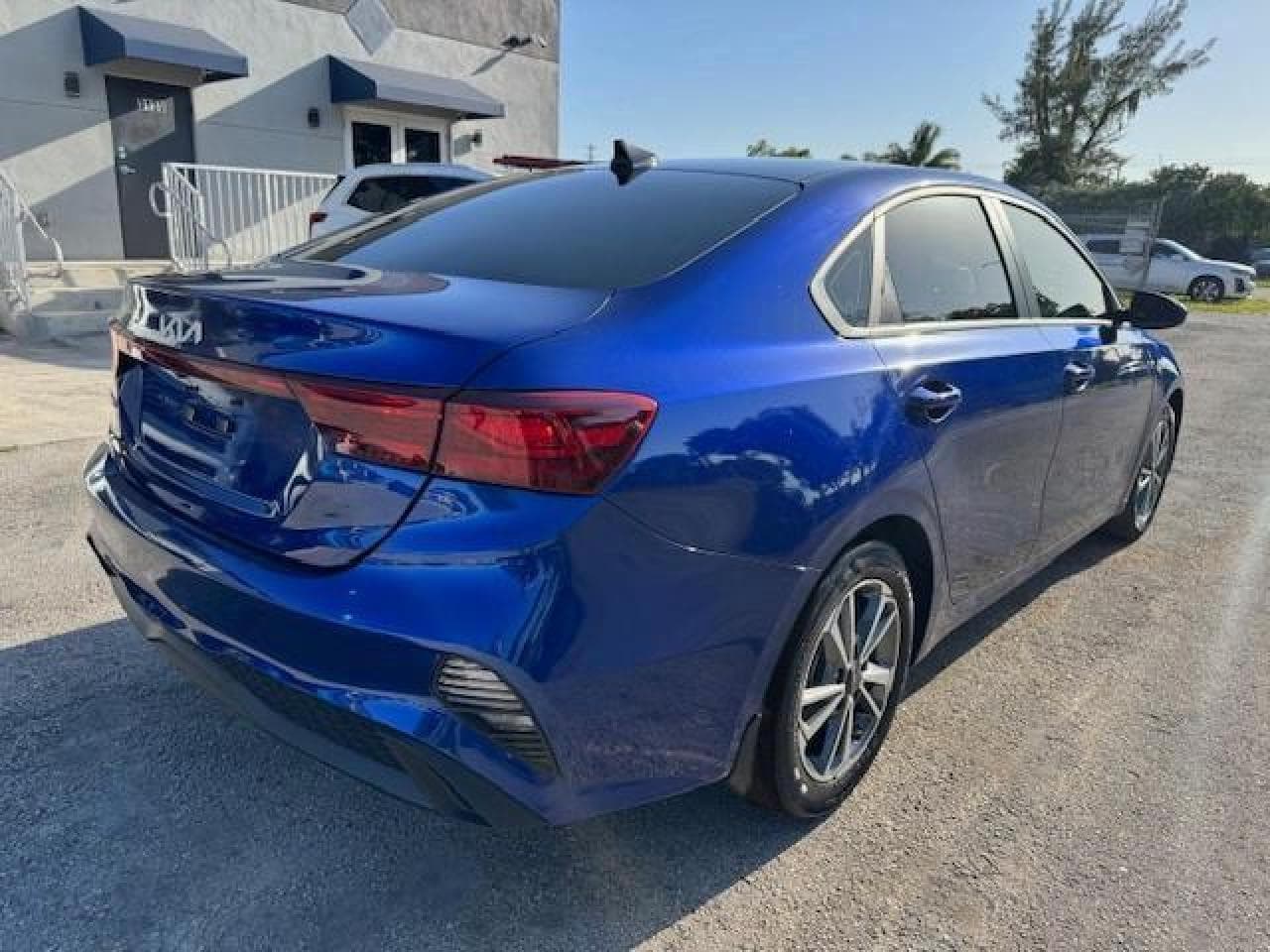 2022 Kia Forte Fe - foto 3