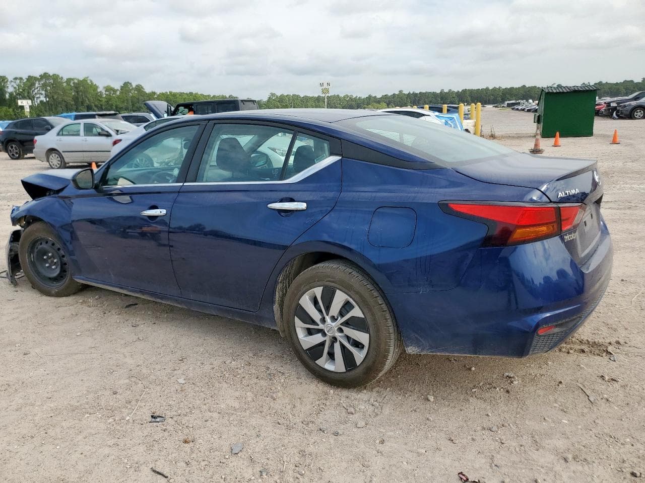 2022 Nissan Altima S - foto 2