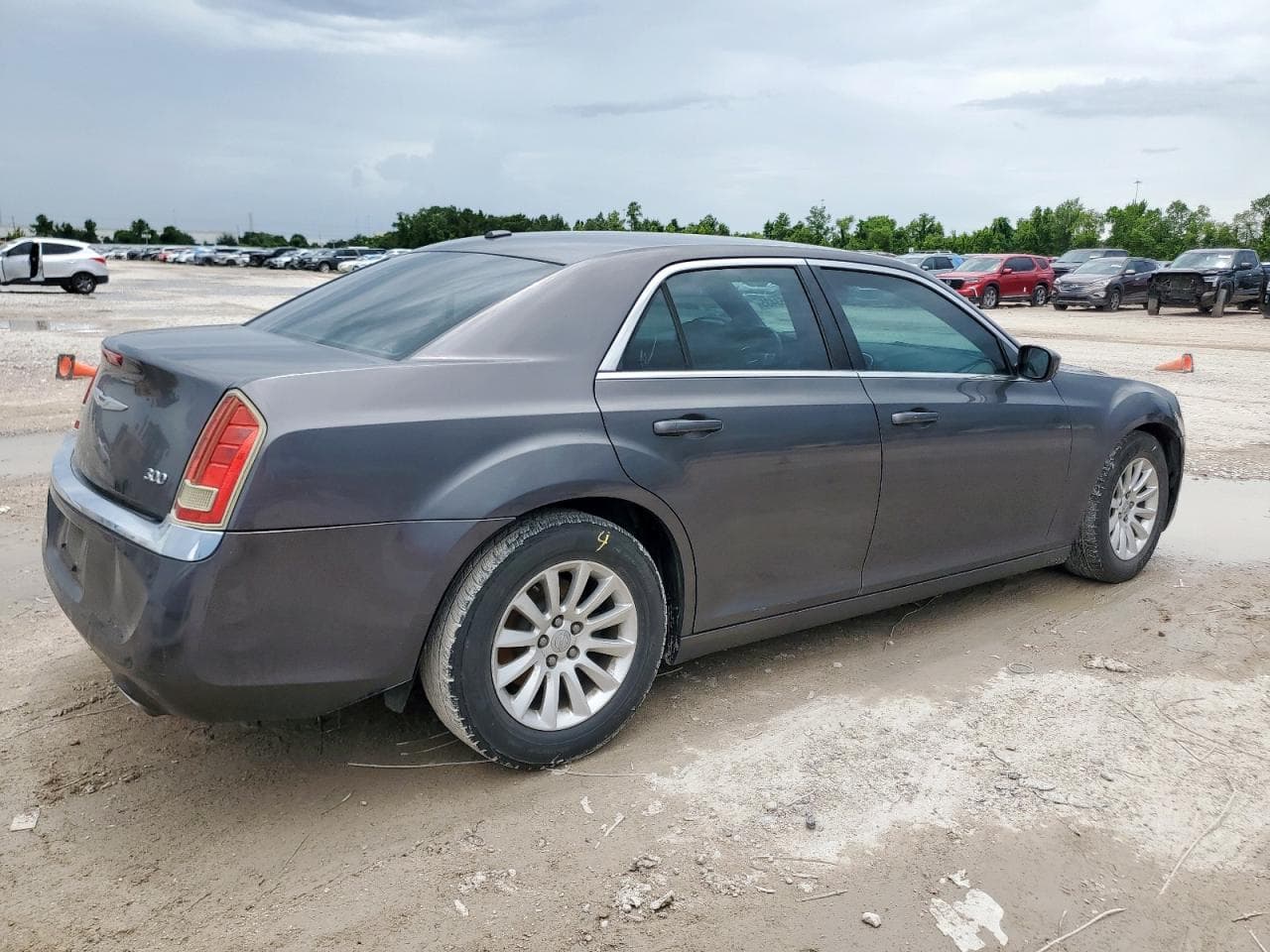 2013 Chrysler 300 - foto 3