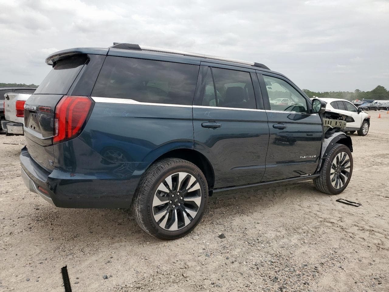 2025 Ford Expedition Platinum - foto 3