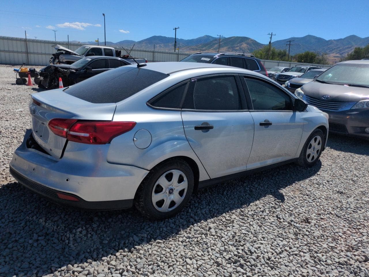 2017 Ford Focus S - foto 3