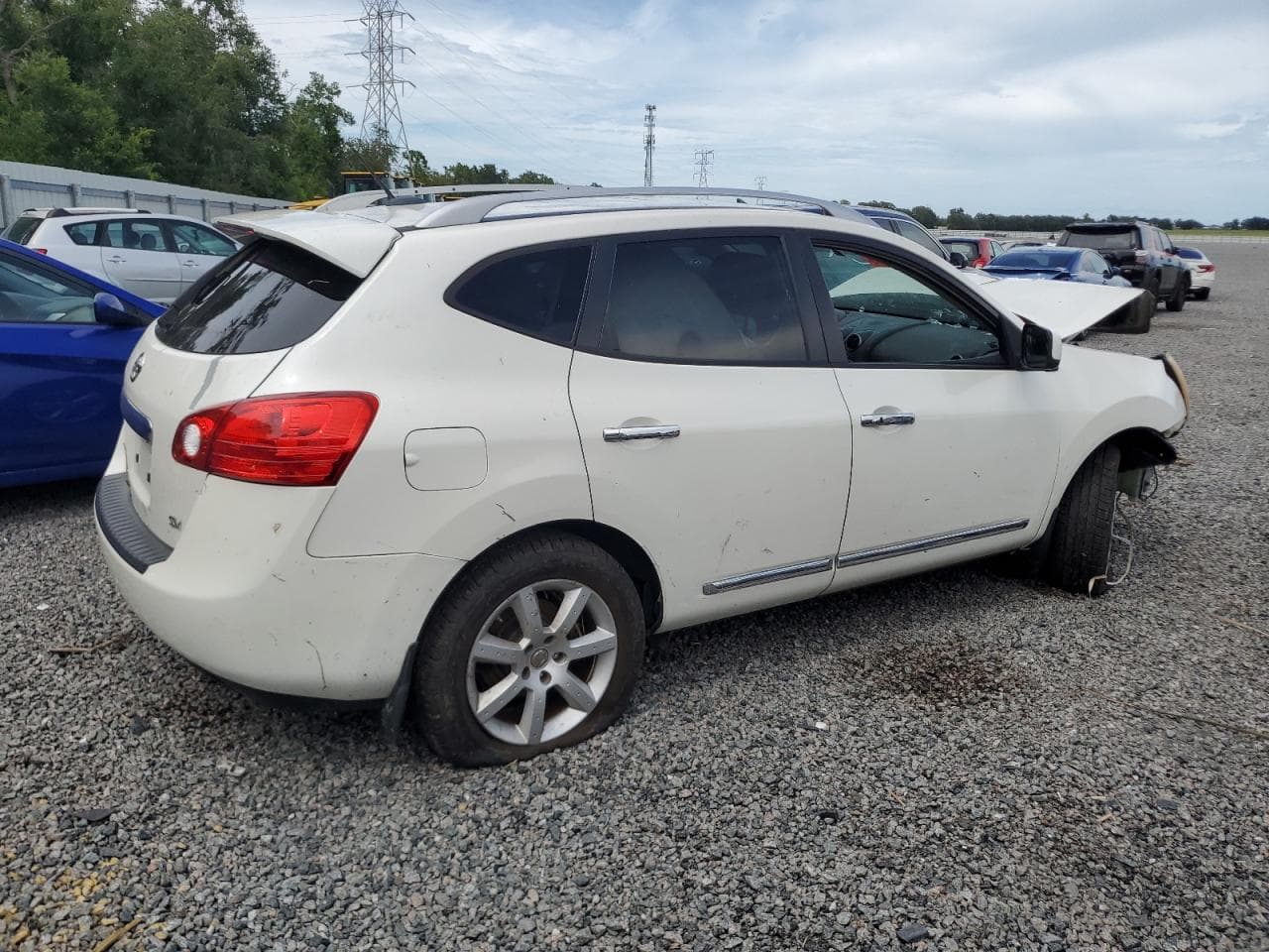2012 Nissan Rogue S - foto 3