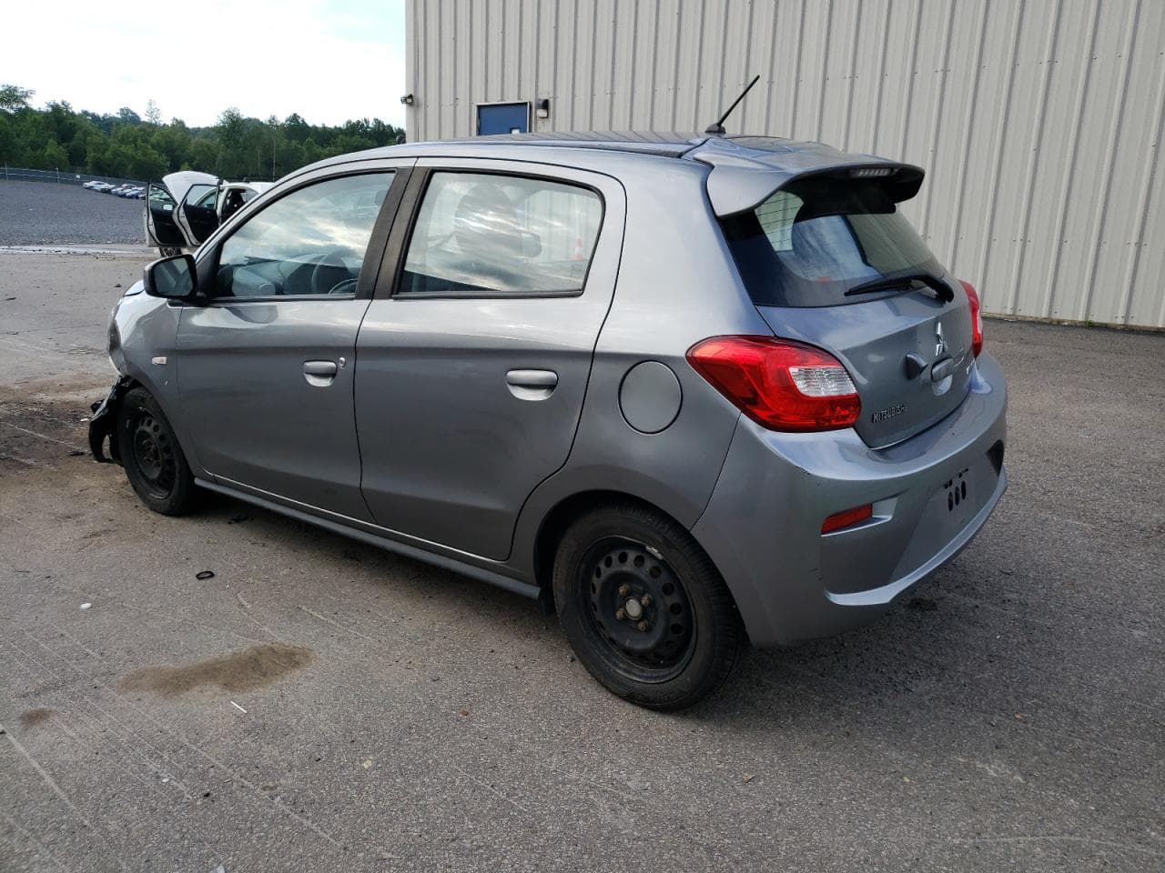 2018 Mitsubishi Mirage Es - foto 2