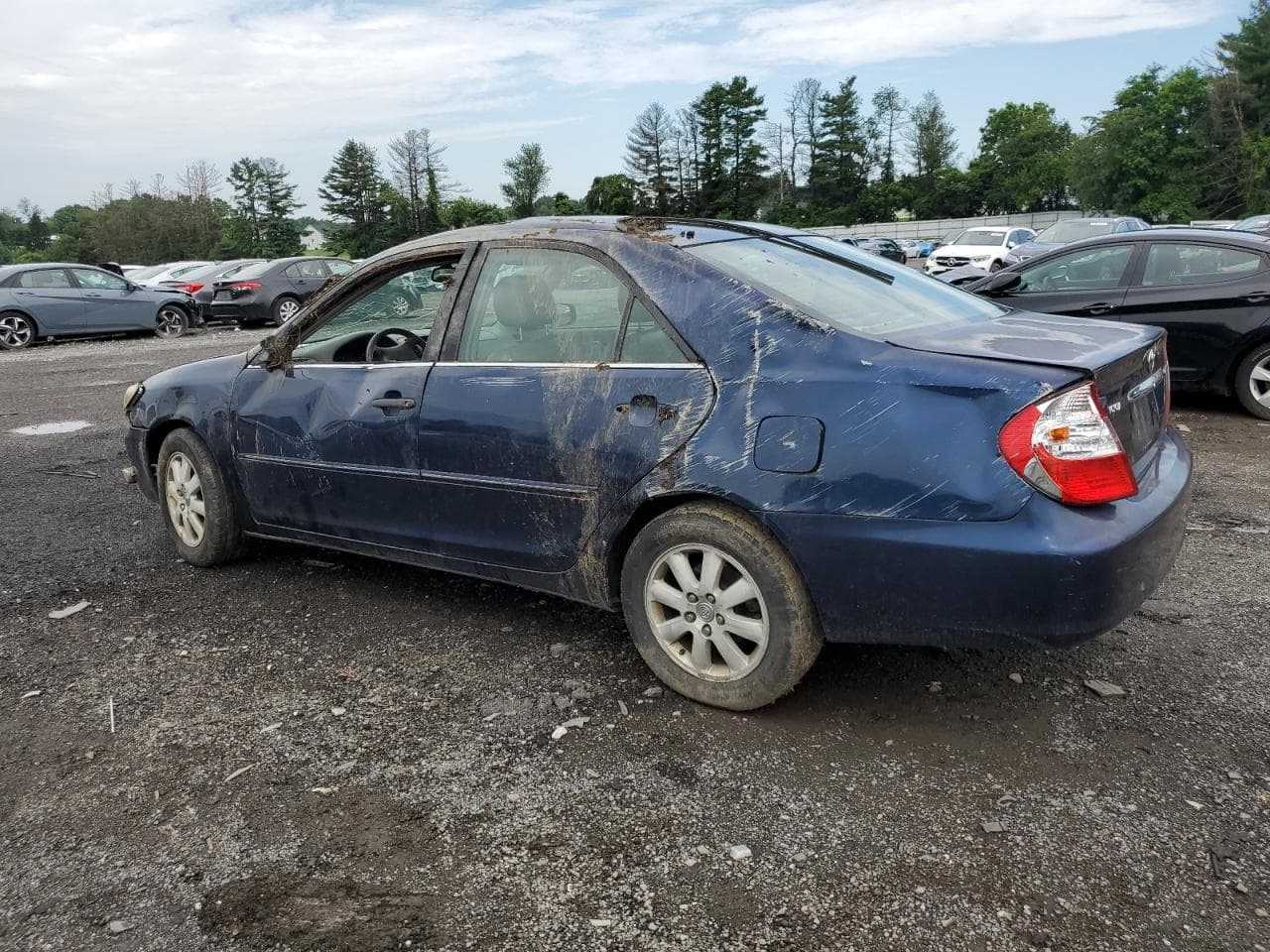 2003 Toyota Camry Le - foto 2