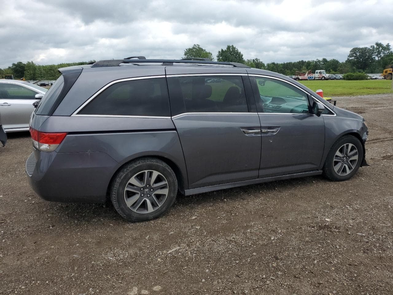 2016 Honda Odyssey Touring - foto 3