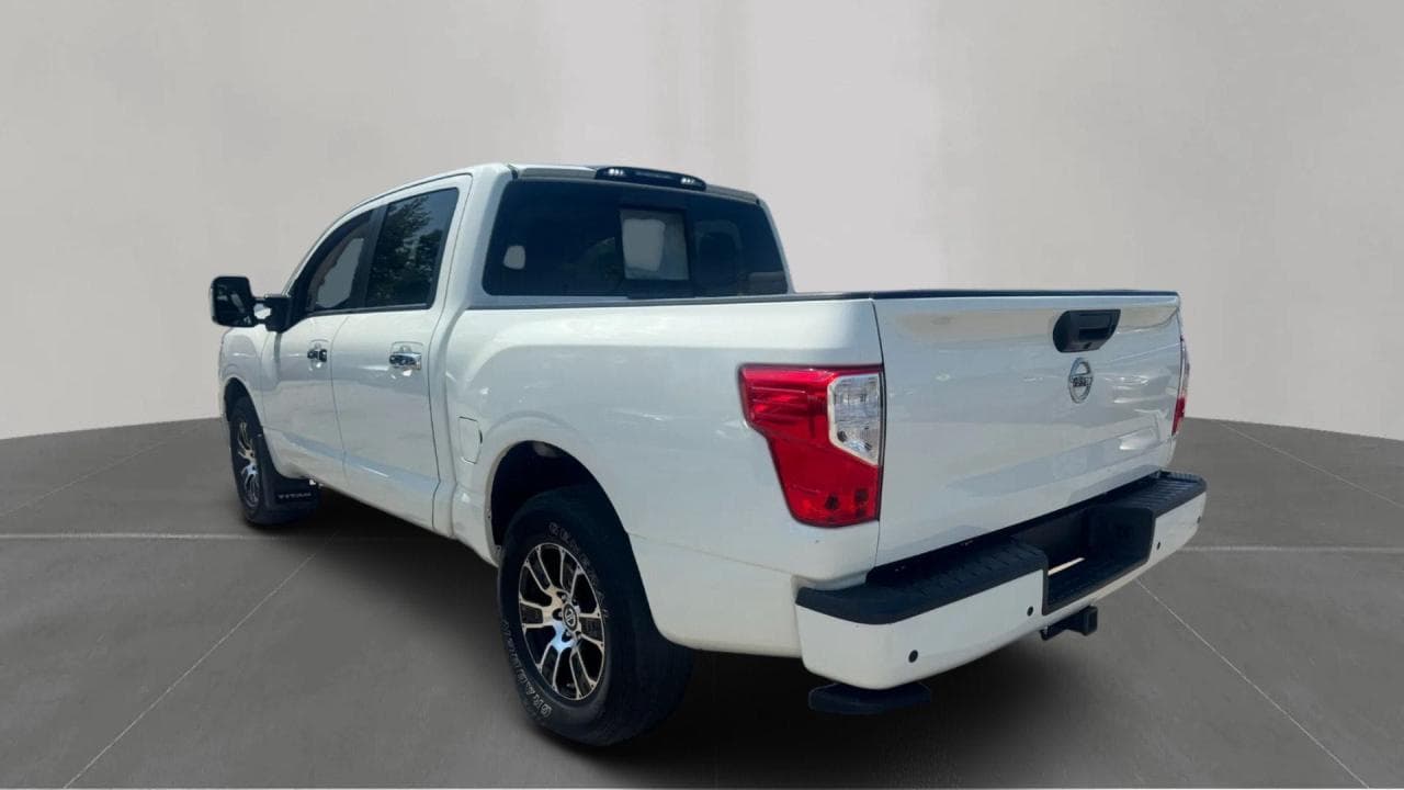 2020 Nissan Titan Sv - foto 3