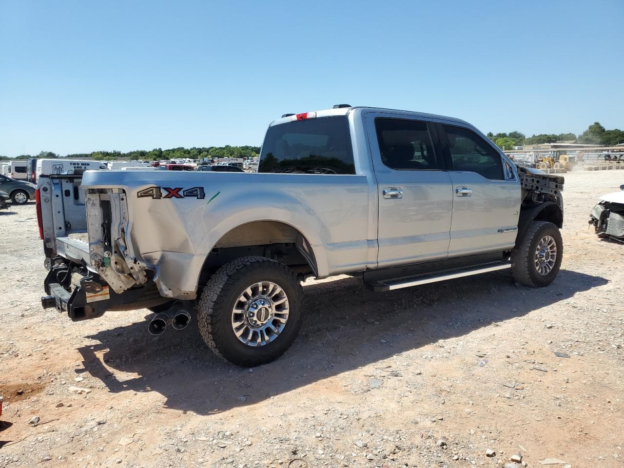2022 Ford F250 Super Duty - foto 3
