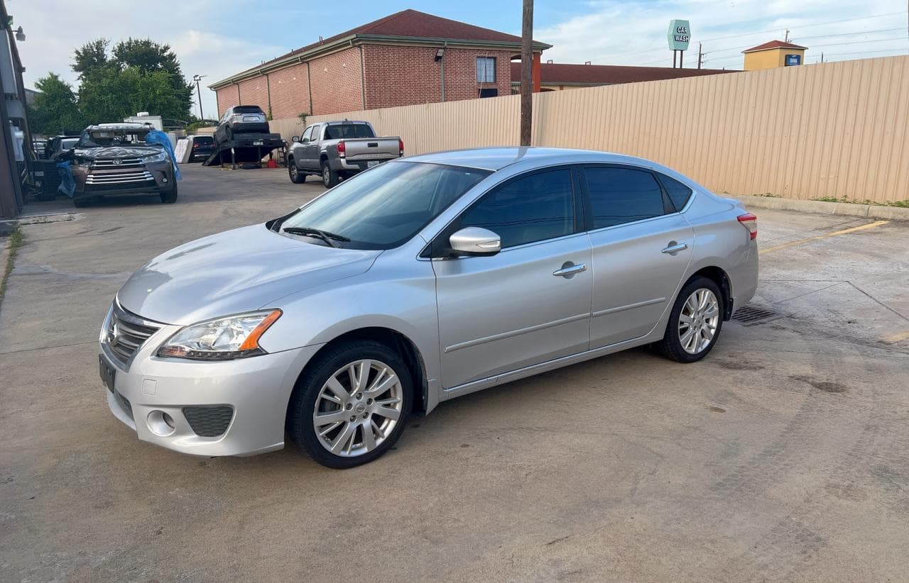 2014 Nissan Sentra S - foto 2