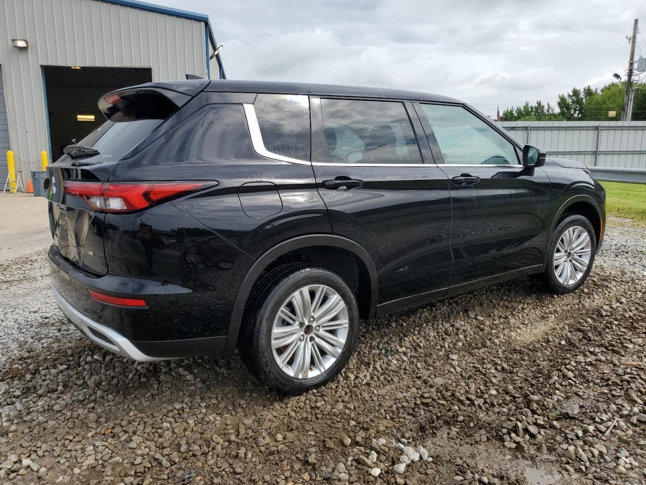 2023 Mitsubishi Outlander Se - foto 3