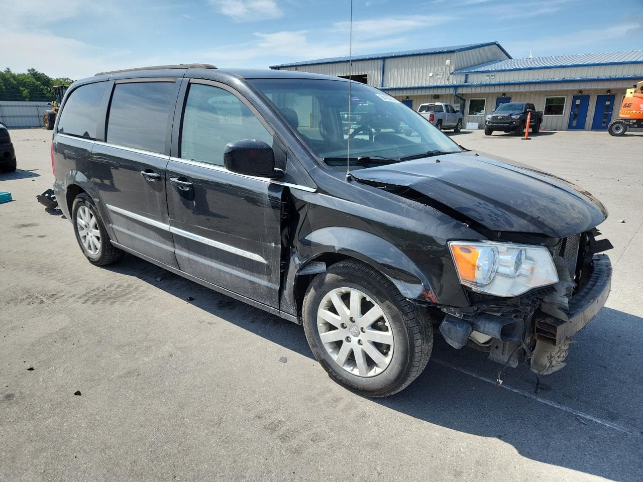 2014 Chrysler Town & Country Touring - foto 4