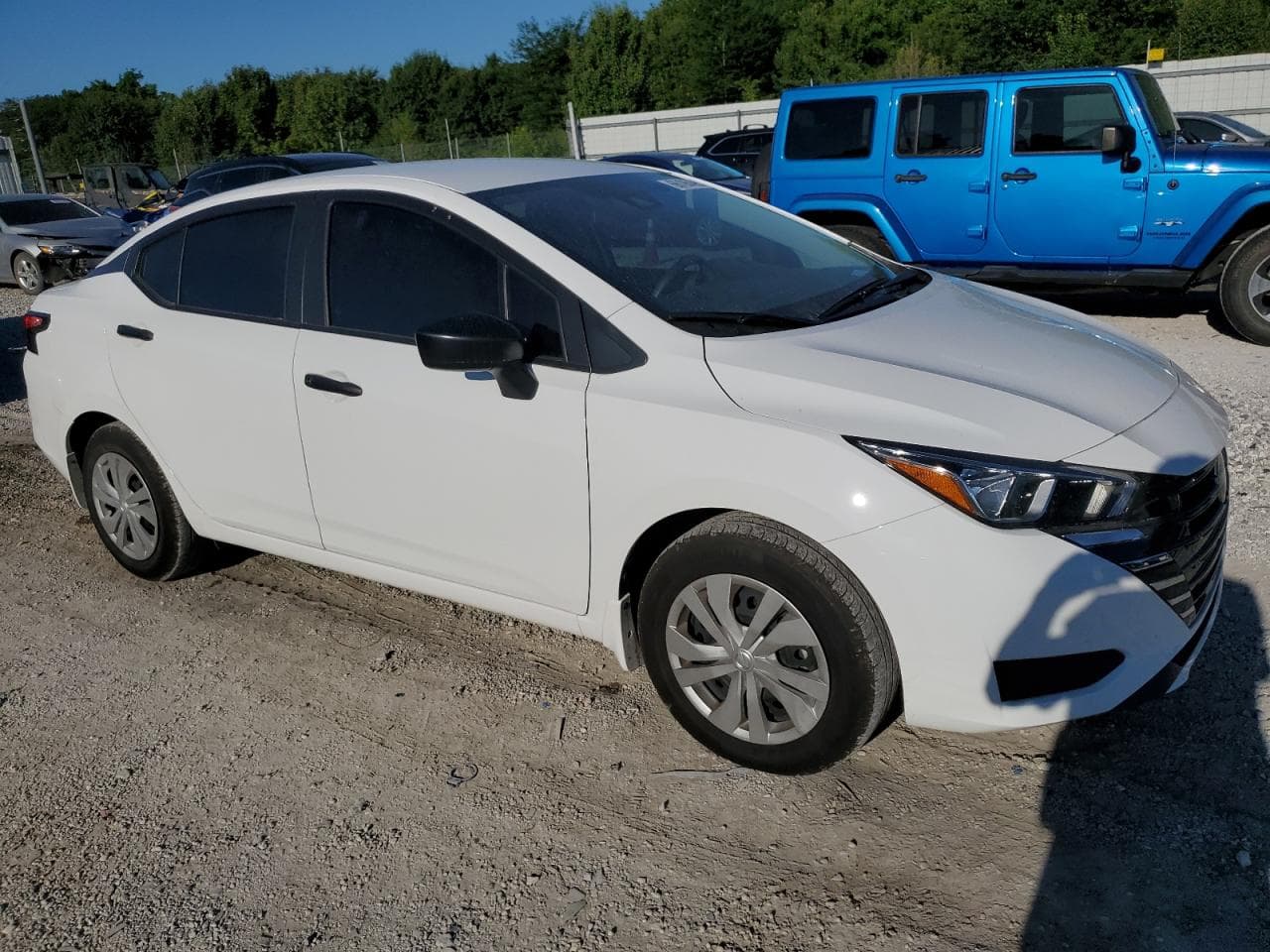 2024 Nissan Versa S - foto 4