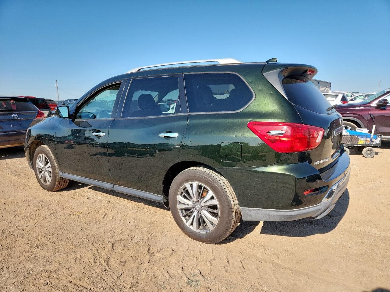 2020 Nissan Pathfinder Sv - foto 2