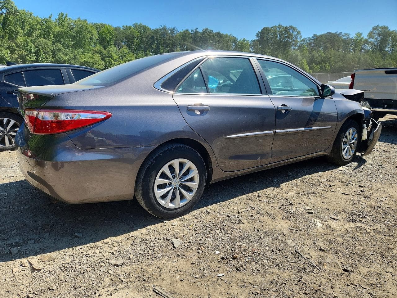 2015 Toyota Camry Le - foto 3