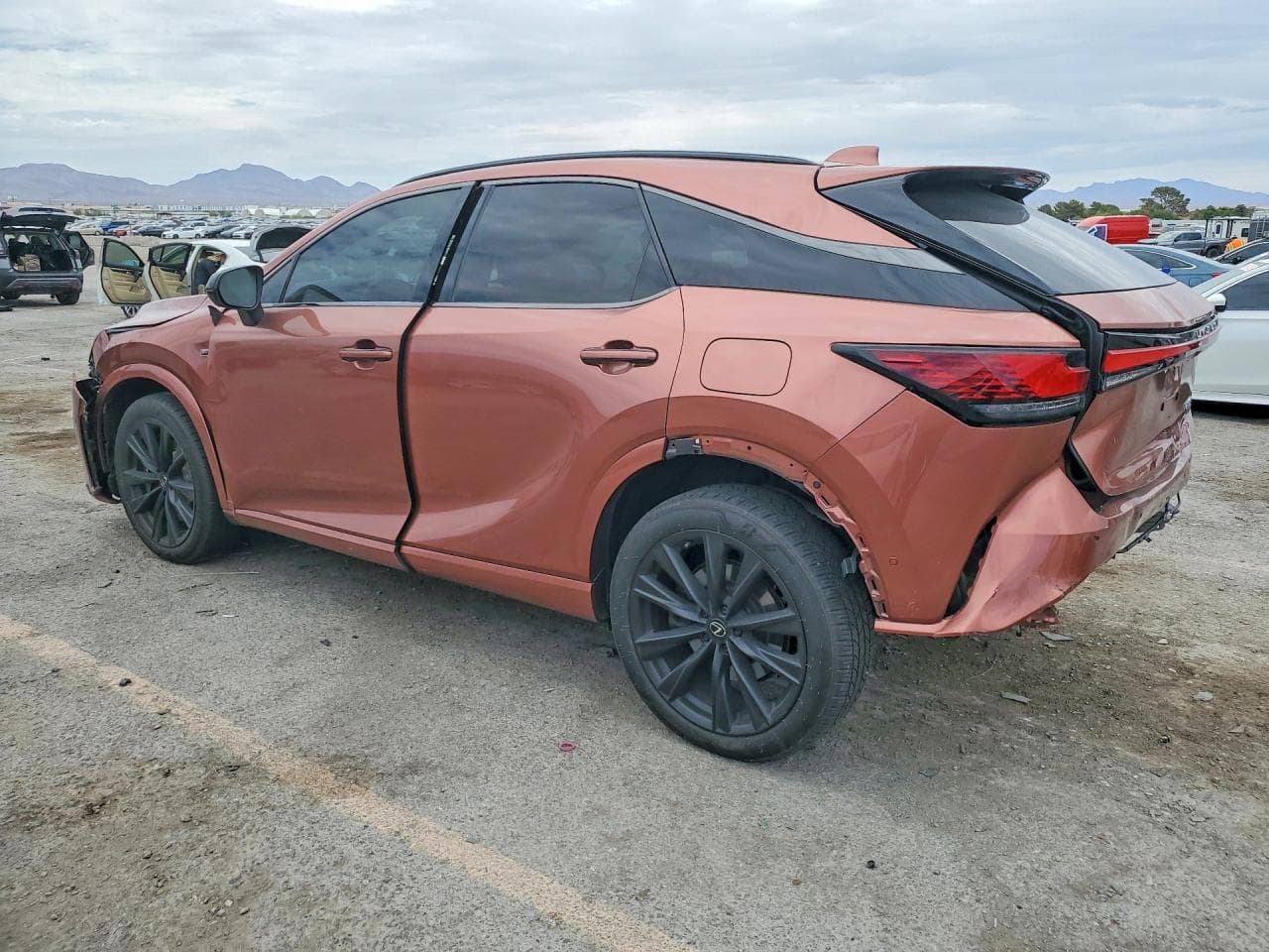 2023 Lexus Rx 500H F Sport - foto 2