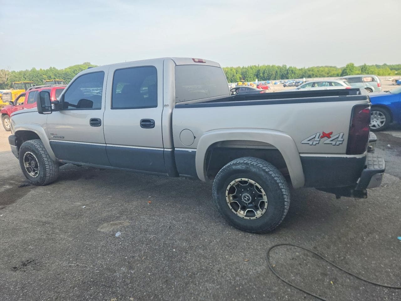 2004 Chevrolet Silverado K2500 Heavy Duty - foto 2
