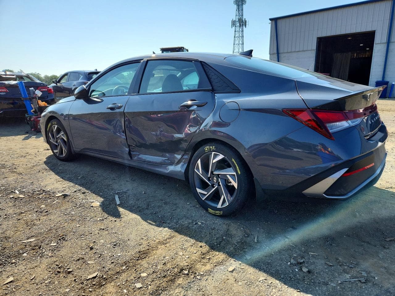 2025 Hyundai Elantra Sel Sport - foto 2