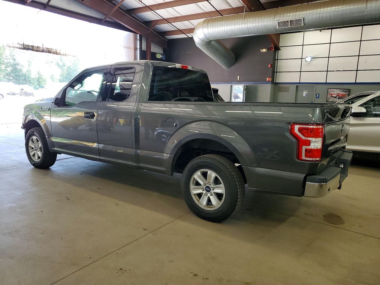 2020 Ford F150 Super Cab - foto 2