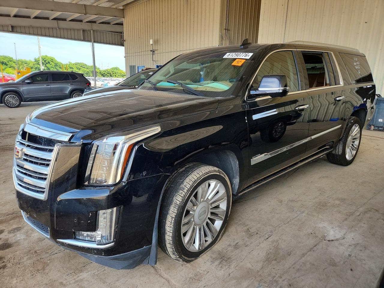 Cadillac Escalade 2016 z USA