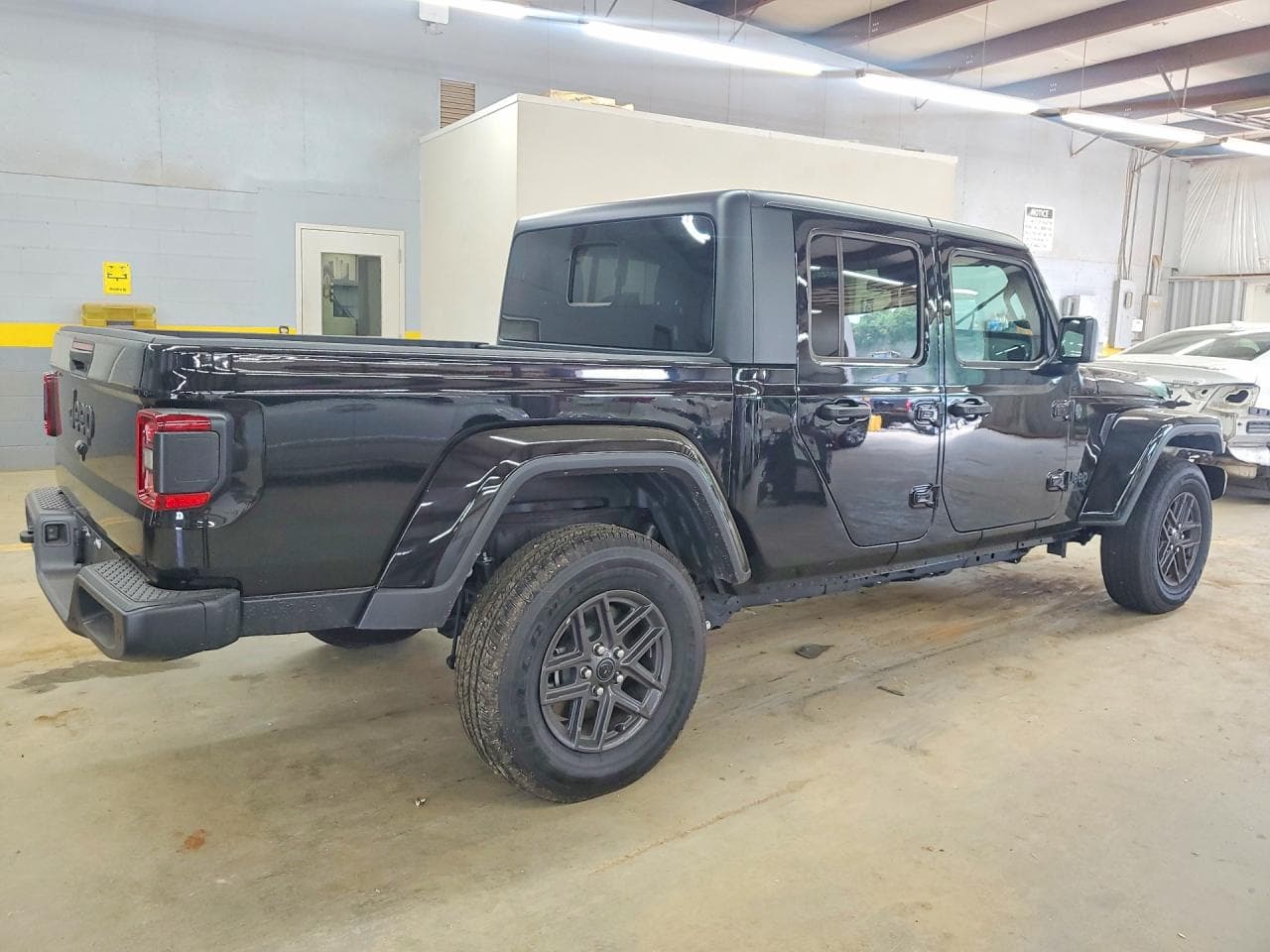 2025 Jeep Gladiator Sport - foto 3