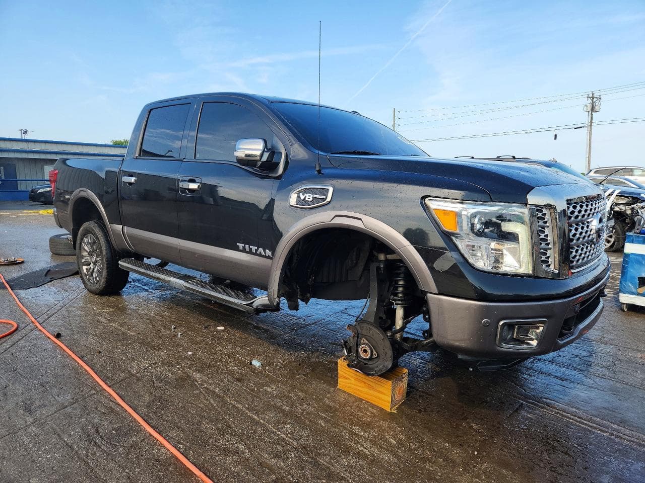 2017 Nissan Titan Platinum Reserve - foto 4