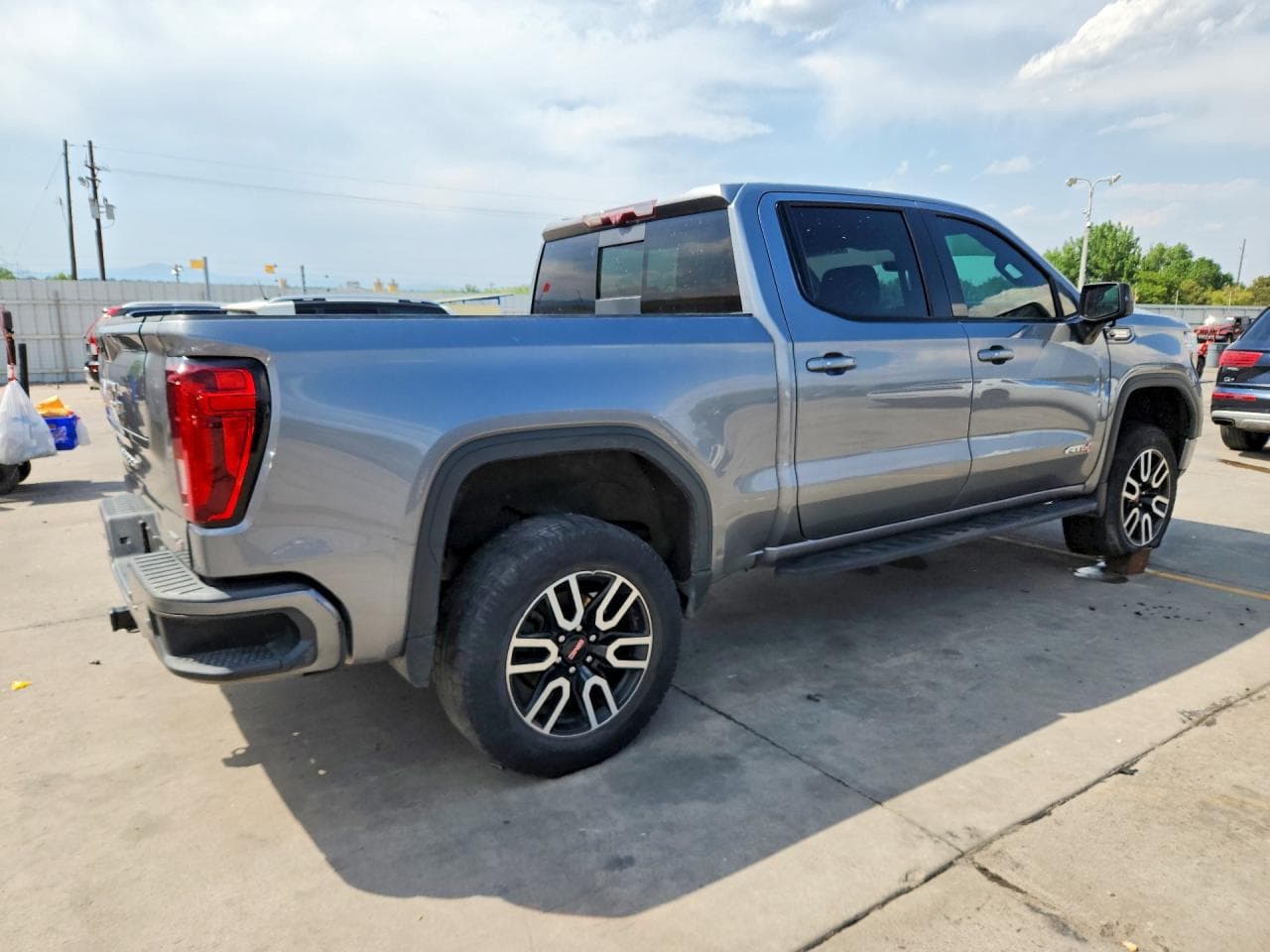 2021 GMC Sierra K1500 At4 - foto 3