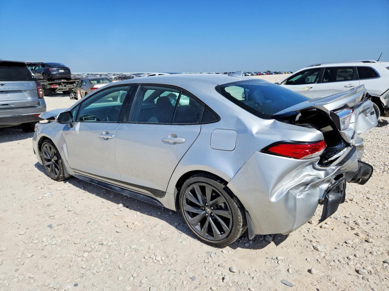 2025 Toyota Corolla - foto 2