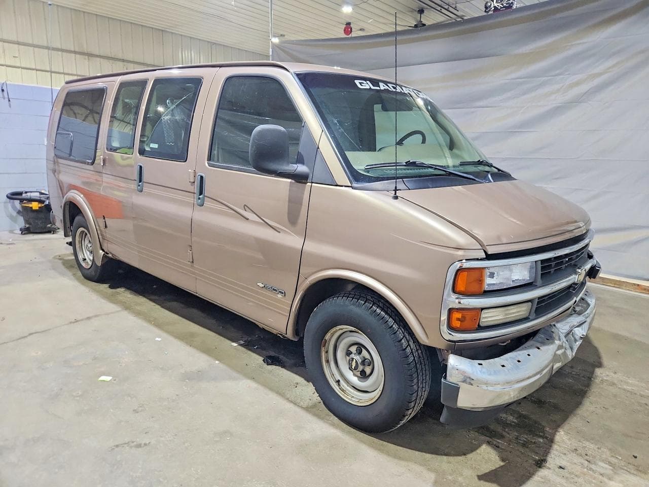 2001 Chevrolet Express G1500 - foto 4