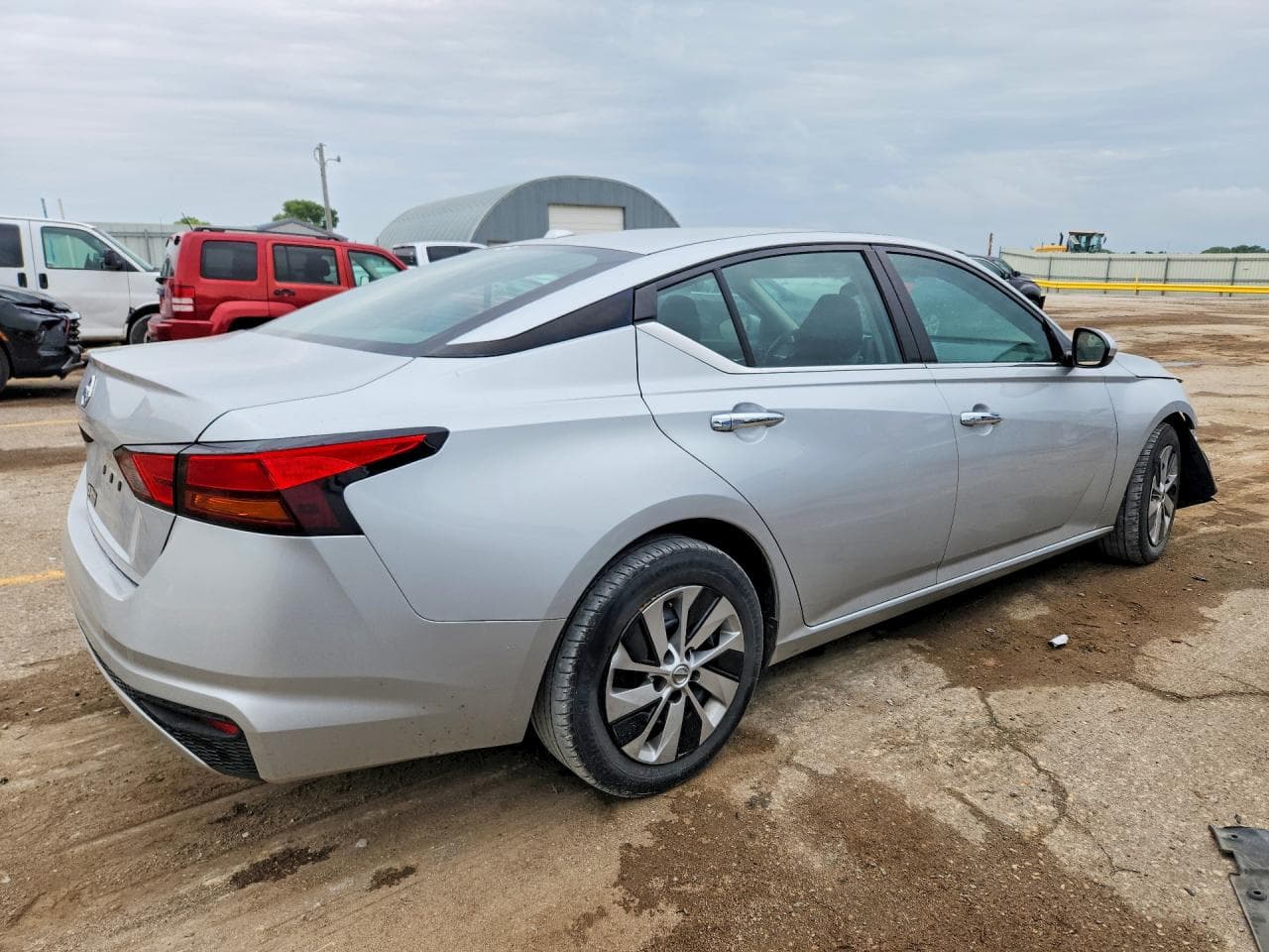 2020 Nissan Altima S - foto 3