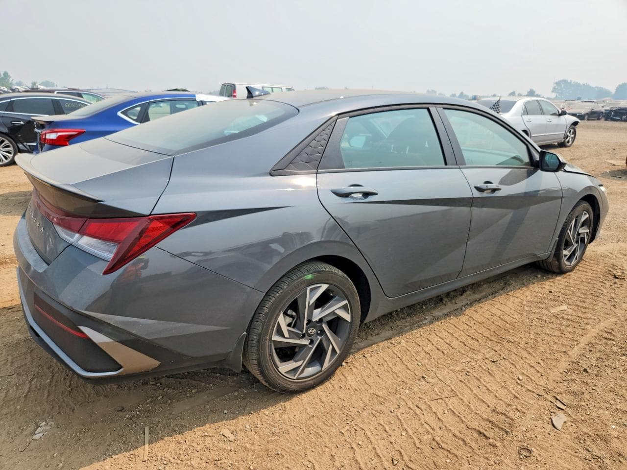 2025 Hyundai Elantra Sel Sport - foto 3