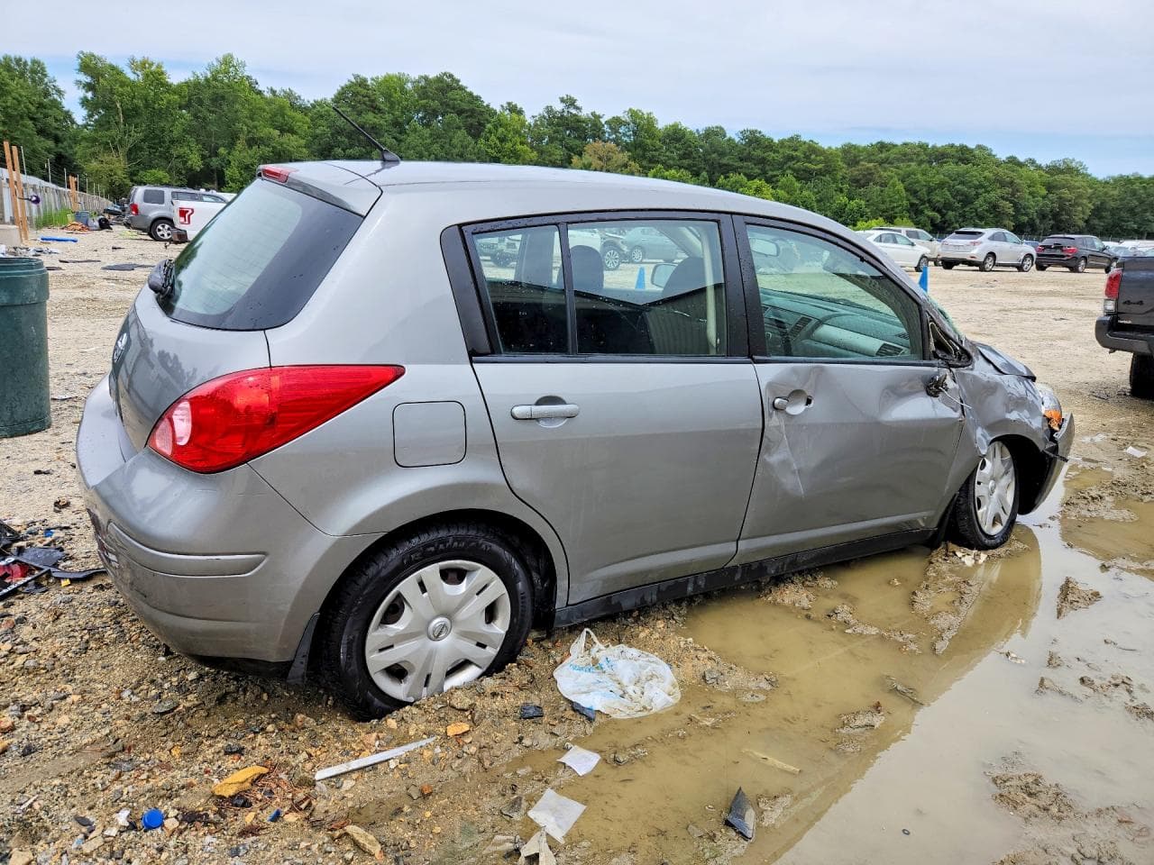 2012 Nissan Versa 1.8 S - foto 3
