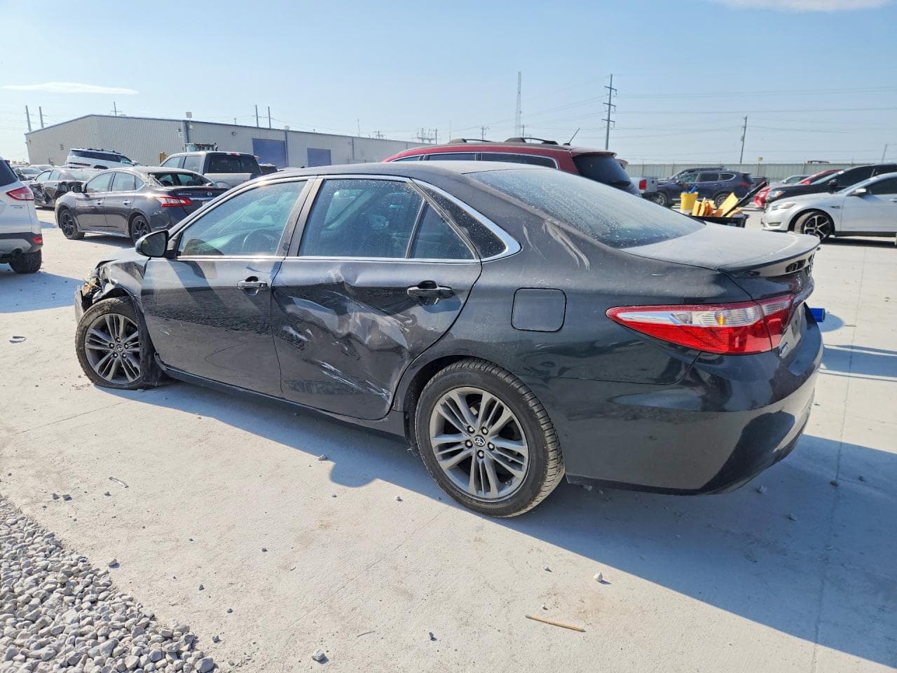 2017 Toyota Camry Se - foto 2