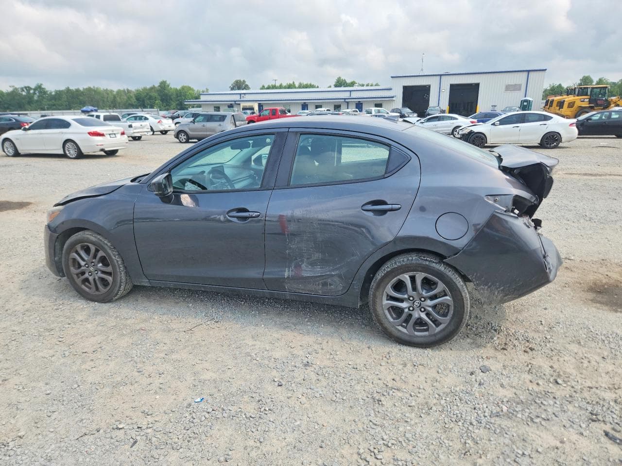 2019 Toyota Yaris Le - foto 2