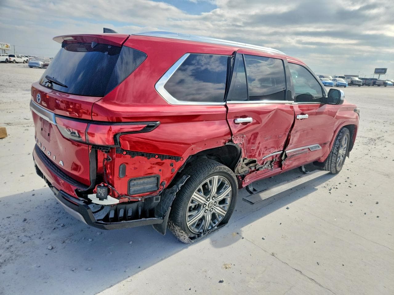 2023 Toyota Sequoia Capstone - foto 3