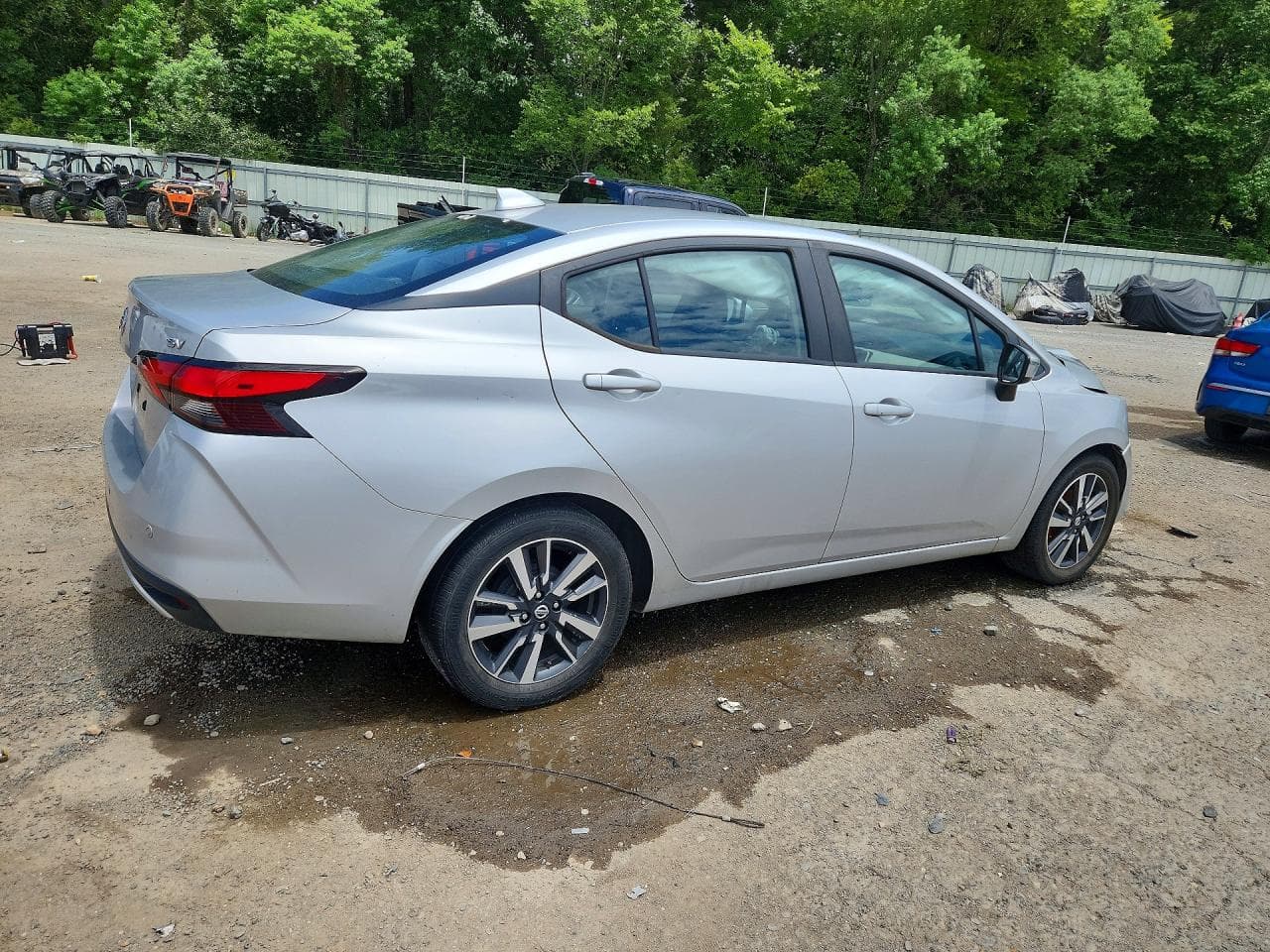 2021 Nissan Versa Sv - foto 3