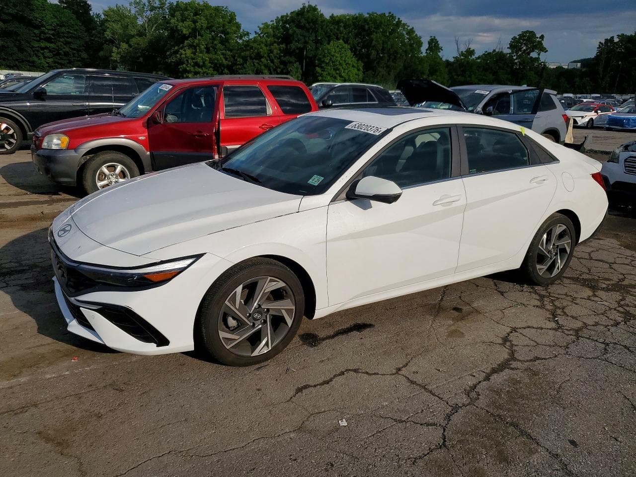 2024 Hyundai Elantra Limited