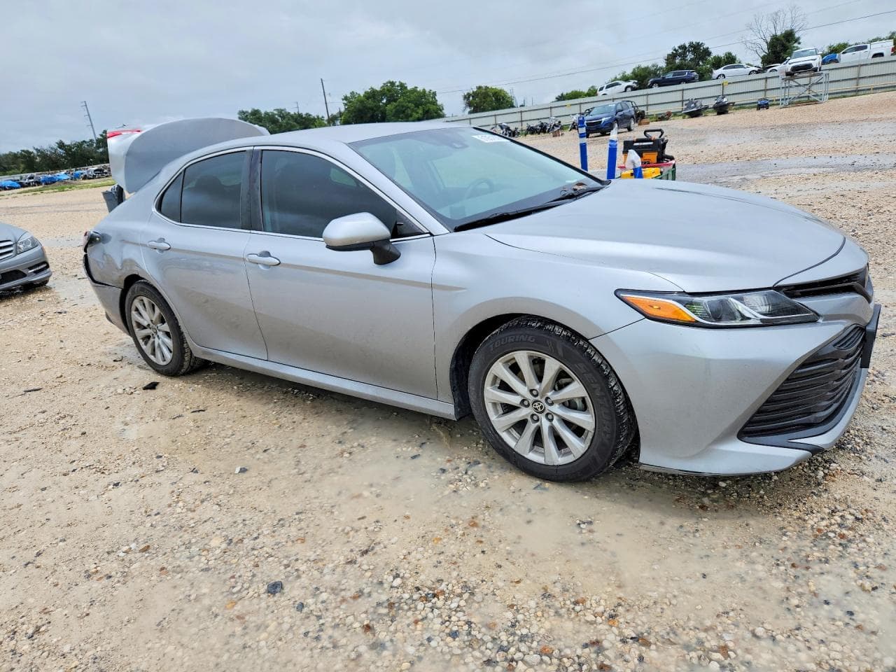 2020 Toyota Camry - foto 4