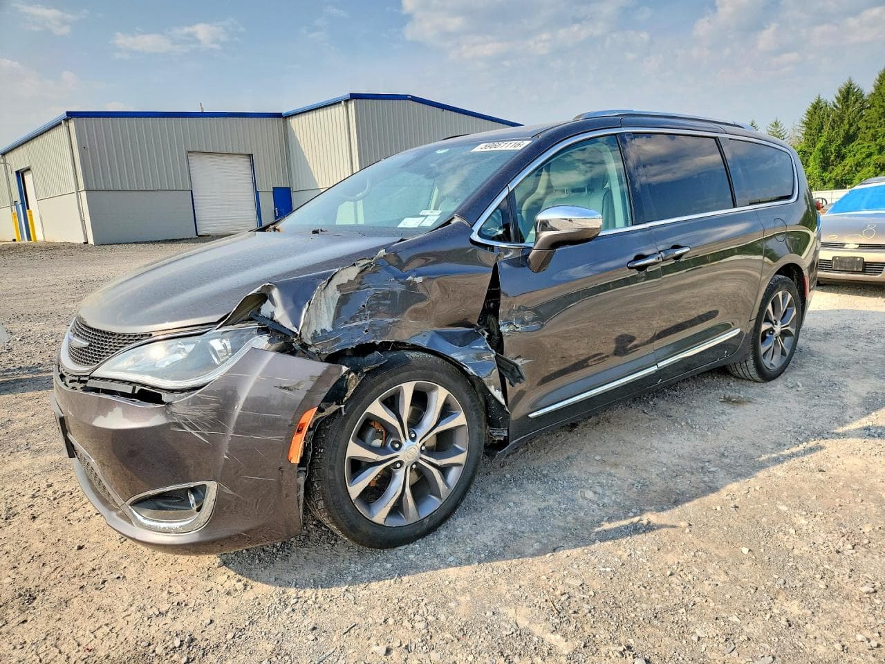 Chrysler Pacifica 2018 z USA