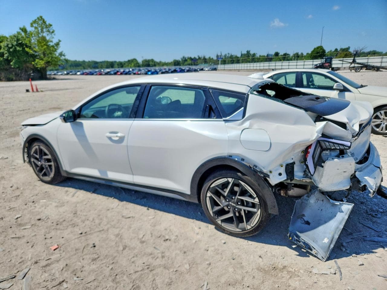 2025 Kia K4 Gt Line - foto 2