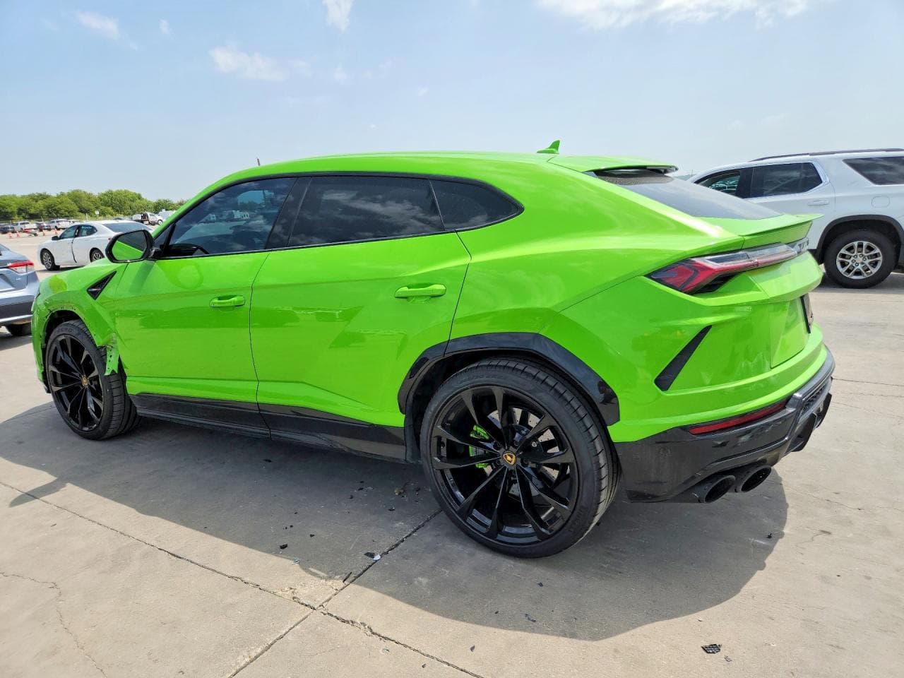 2022 Lamborghini Urus - foto 2
