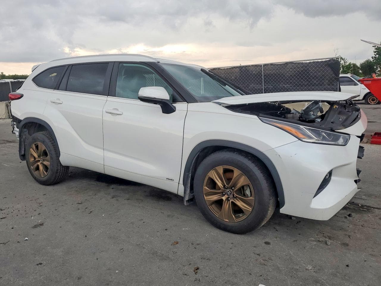 2023 Toyota Highlander Hybrid Bronze Edition - foto 4