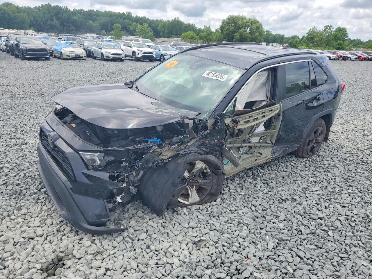 Toyota RAV 4 2021 z USA