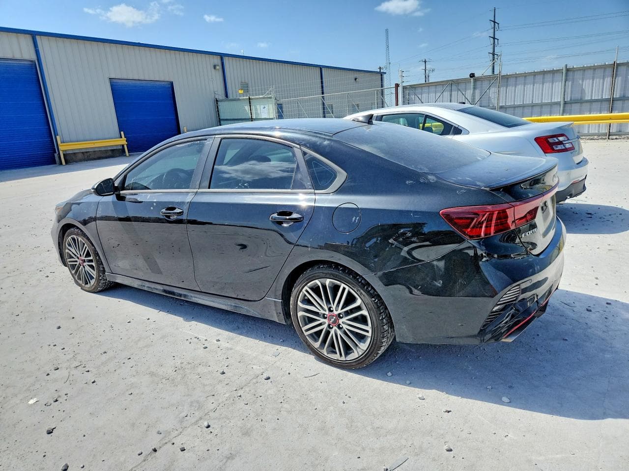 2022 Kia Forte Gt - foto 2