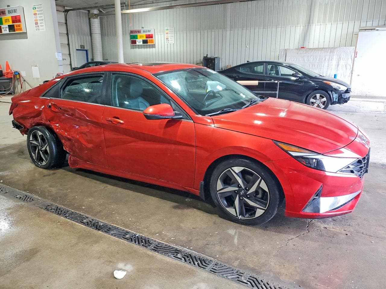 2022 Hyundai Elantra Limited - foto 4