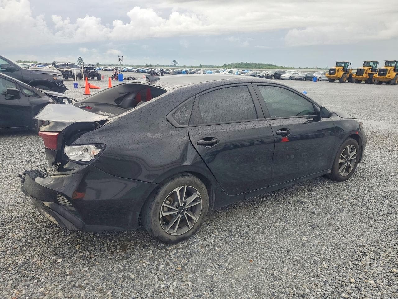 2023 Kia Forte - foto 3